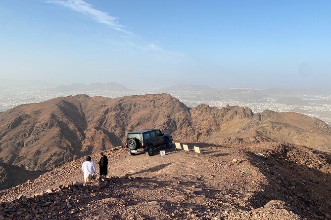 4WD Adventure in Uhud Mountain - Private 4WD up Uhud: what the 3 hours really feels like