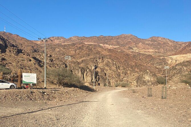 4WD Adventure in Uhud Mountain - Uhud summit views plus stories: why the top is the best part