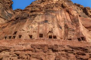 Al Ula: Dadan and Jabal Ikmah Tombs Guided Tour - Winter Park pickup and coach timing: the part you should not ignore
