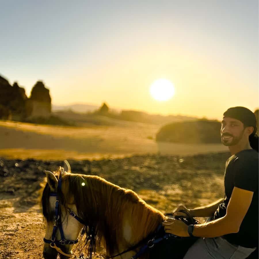 Al-Ula: Guided Horse Riding - Choosing the right route: beginner farm ride vs. Elephant Rock Trail