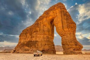 AlUla: Hegra, Dadan and Ikmah Highlights Tour - Elephant Rock: a one-stop silhouette hunt
