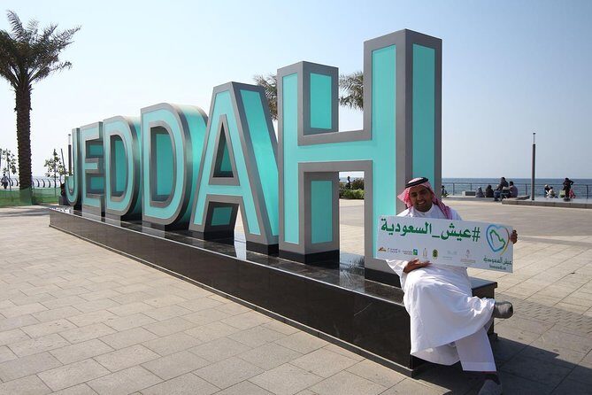 discover Jeddah city - Hotel pickup and the comfort extras that keep the day smooth