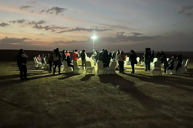 Edge of The World Riyadh with Camel Ride ,Bat Cave Visit & Dinner - What to wear and pack: desert heat, cold nights, and “good shoes” rules