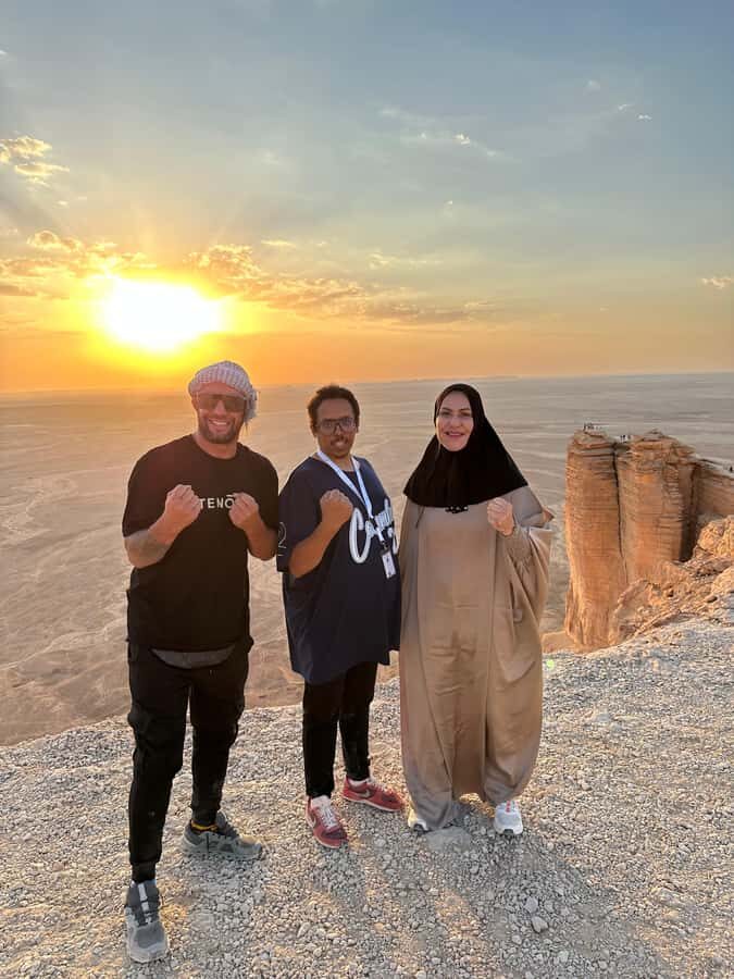 Edge of The World Riyadh,Camel Ride ,Bat Cave Visit & Dinner - The Mystery Bat Cave: fun, but bring the right mindset