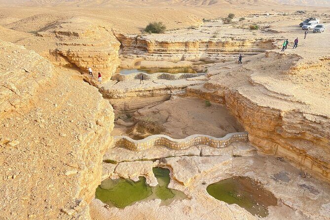 Edge of the World Tour from Riyadh Private 4x4 Car Pick up - Guide experience: Bandar and Mohammed as examples of how this tour can feel different
