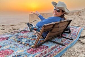 Edge Of The World Tour (Private Tour) - Elephant Rock and Jabal Abyad: Quick Stops with Real Desert Character