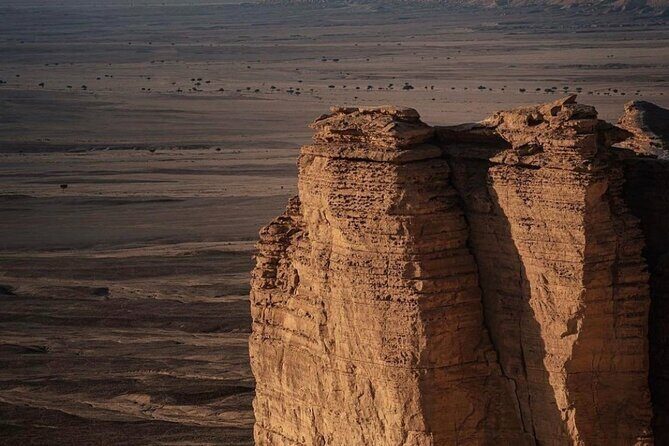 Edge Of The World Trip - Edge of the World at Jabal Fihrayn: the view that does the selling