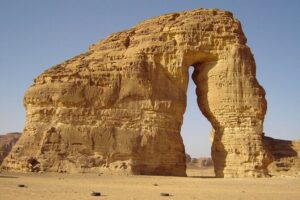 Elephant Rock Tour in AlUla - Pickup and driver-guide: how Gray Line - Kurban Tours keeps it simple