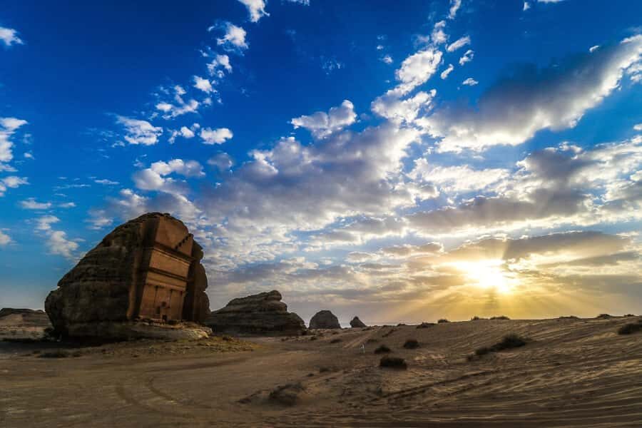 From AlUla: Hegra Tour - What to Pack and How to Enjoy It Without Rushing