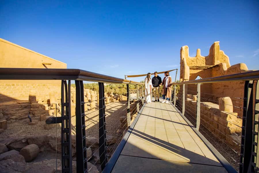 From Riyadh: Diriyah UNESCO Heritage Tour - Entering the UNESCO zone: Najdi architecture you can actually read