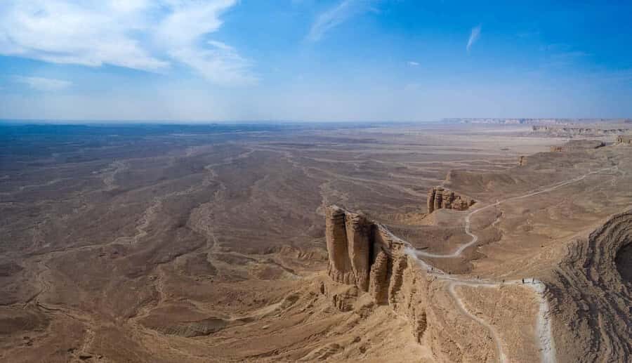 From Riyadh: Tuwaiq Mountains and Najd Plateau Day Trip - Quick Hits You’ll Care About
