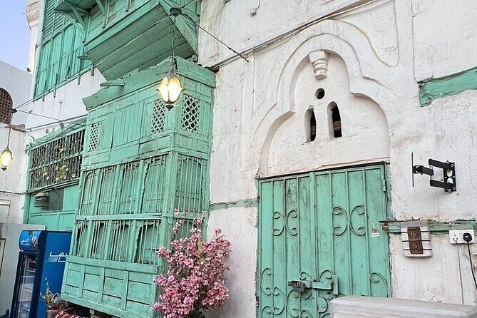 Historical & Heritage Tour in Jeddah Al Balad - Prince Majid Park pickup and the evening start