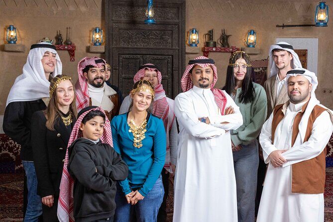 Interactive Saudi Cuisine and Cultural Experience - Aseer Honeys, Dessert, and the Tea-and-Incense Wrap-Up