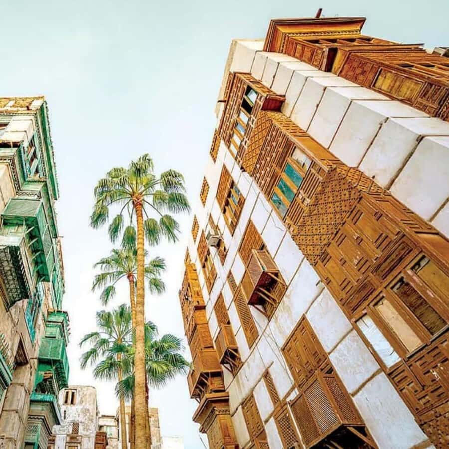 Jeddah: Al-Balad Old Town Tour with Guide - Bab Makkah, Bab Medina, and Jeddah Old Gate: gates that mark the city’s spine