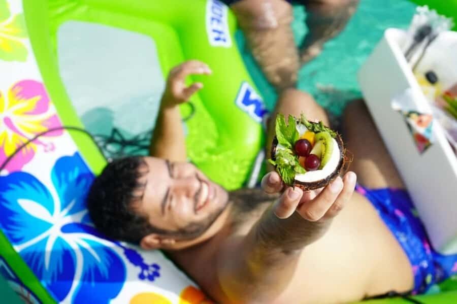 Jeddah: Bayadah Island Boat Trip with Snorkeling Option - What to Bring (So You Don’t Turn Into a Complainer in the Sun)