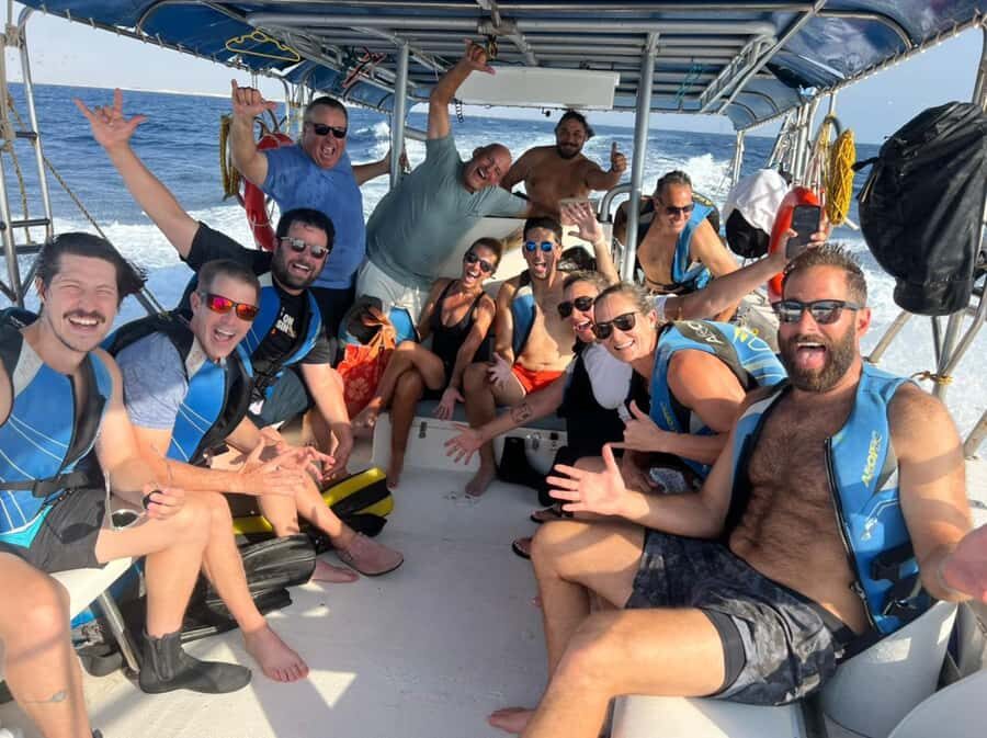 Jeddah: Guided Snorkeling Trip with Snacks and Drinks - The 330-Minute Plan: What a Typical Day Feels Like on the Water