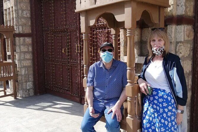 Jeddah Historical and City Tour - Entering Al-Balad: old streets, souk energy, real local texture
