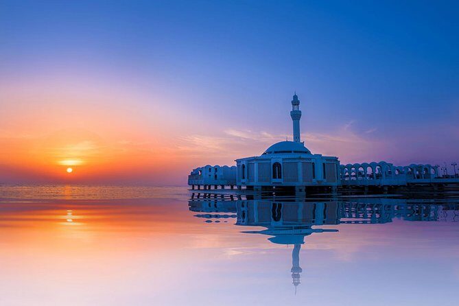 Jeddah Historical and City Tour - New Jeddah Corniche: a 30 km sea drive for photos and pacing