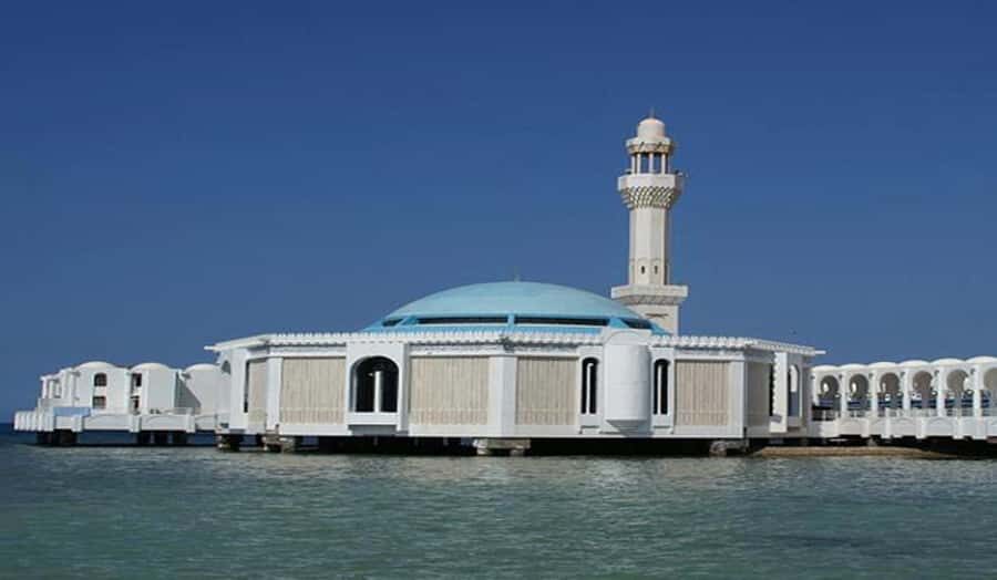 Jeddah: Jeddah Heritage Chronicles Tour with optional lunch - Floating Mosque and the Waterfront: The Scene Change That Helps