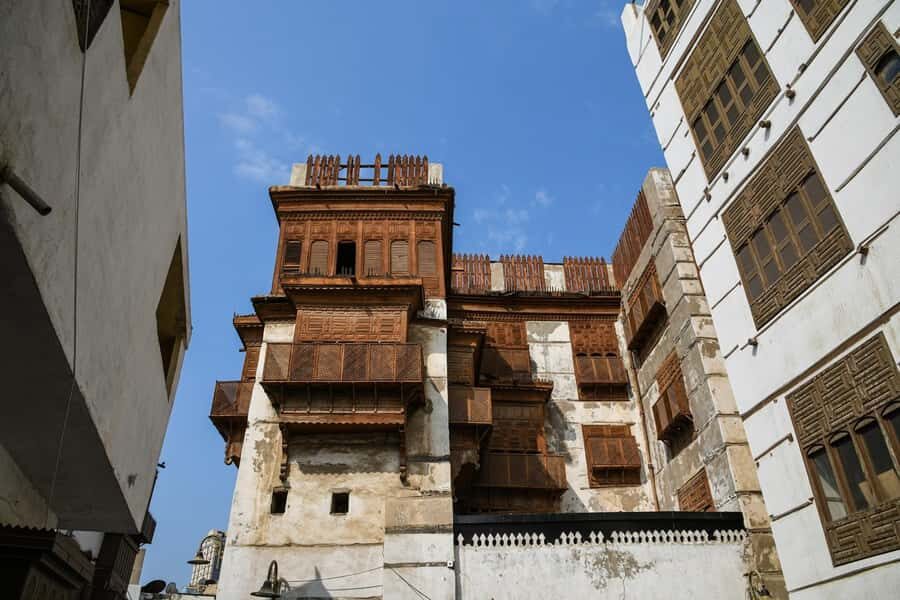 Jeddah : Jeddah’s Traditional Tour - Old Jeddah’s spine: Old Market, galleries, and the feel of older streets