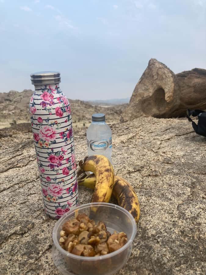 Jeddah: Moon Mountain Guided Hiking Tour with Snacks - Who Should Book, and Who Should Skip It