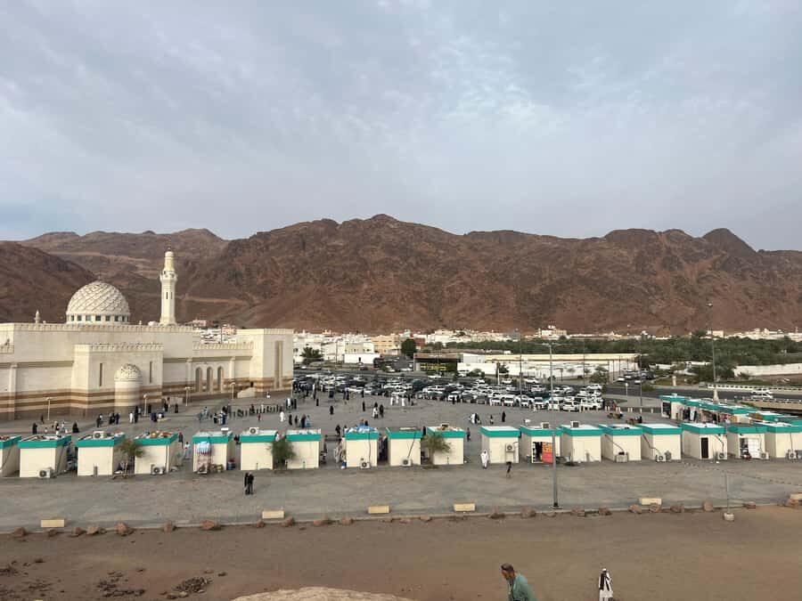 Madinah Culture & History Tour – Led by Local Guide - How the day runs: timing, walking, and a workable pace