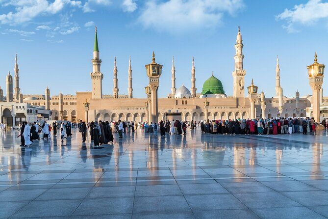 Madinah Ziyarats (Private tour) - Stop 5: The Seven Mosques Complex and Why the Name Feels Off