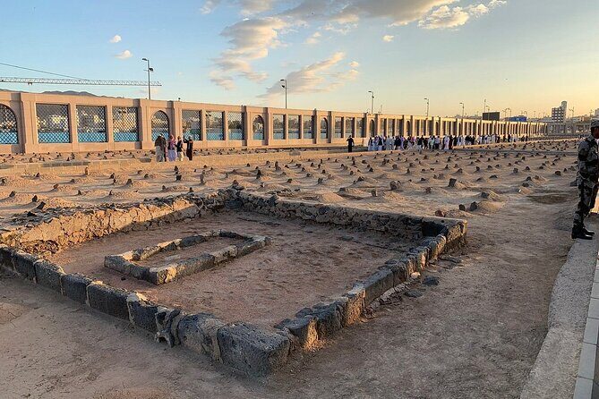 Madinah Ziyarats (Private tour) - Stop 6: The Garden and Masjid of Salman Al-Farsi