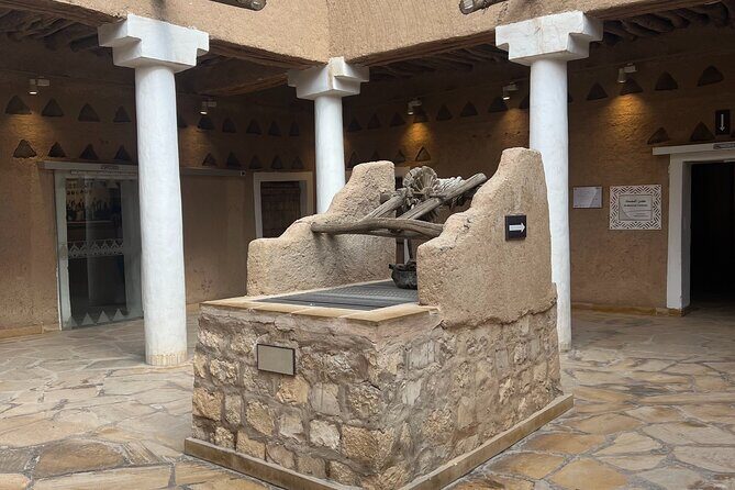 Riyadh Full City Tour - At Turaif and Wadi Hanifah: UNESCO heritage and a desert oasis feel