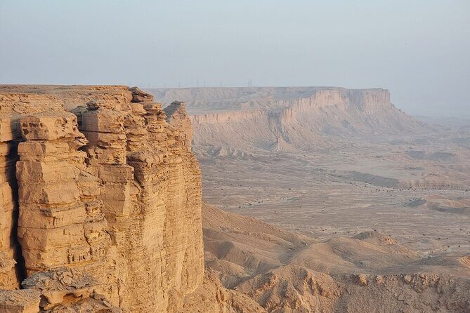 The Second Edge - Darb المنجور (Darb Al Manjor): the camel crossing road on Tuwaiq